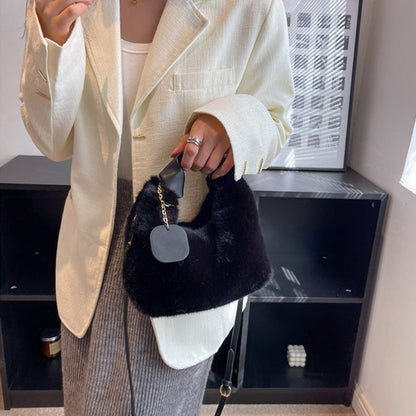 ⏳Time-Limited Special⏰Best Gift For Her – 2026 Multifunctional Faux Fur Bag, Skin-Friendly & Convertible (Shoulder/Crossbody) 👜
