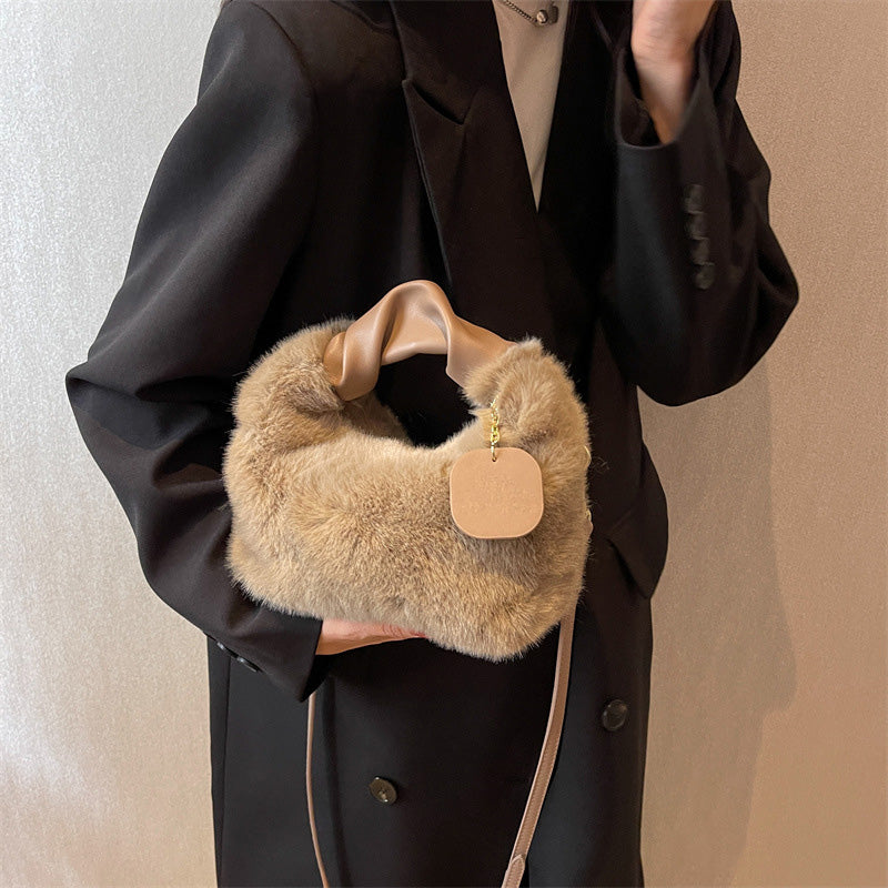 ⏳Time-Limited Special⏰Best Gift For Her – 2026 Multifunctional Faux Fur Bag, Skin-Friendly & Convertible (Shoulder/Crossbody) 👜