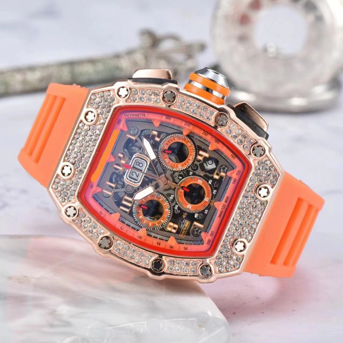 ⏳Time-Limited Special⏰Luxury Men's Tonneau-Shaped Watch with Rhinestone Embellishment