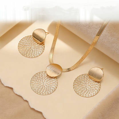 ⏳Time-Limited Special⏰Modern Chic Necklace & Earring Set – Gold finish, geometric design & lightweight – perfect for daily elegance or gifting – includes matching pieces for a polished look 💫