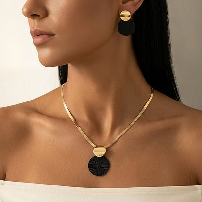 ⏳Time-Limited Special⏰Modern Chic Necklace & Earring Set – Gold finish, geometric design & lightweight – perfect for daily elegance or gifting – includes matching pieces for a polished look 💫