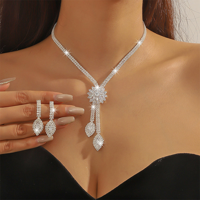 ⏳Time-Limited Special⏰Women's Zircon Flower Jewelry Set – Elegant, Sparkling, Ready-to-Gift 💎