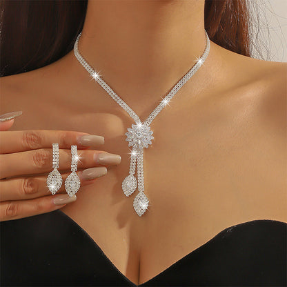 ⏳Time-Limited Special⏰Women's Zircon Flower Jewelry Set – Elegant, Sparkling, Ready-to-Gift 💎