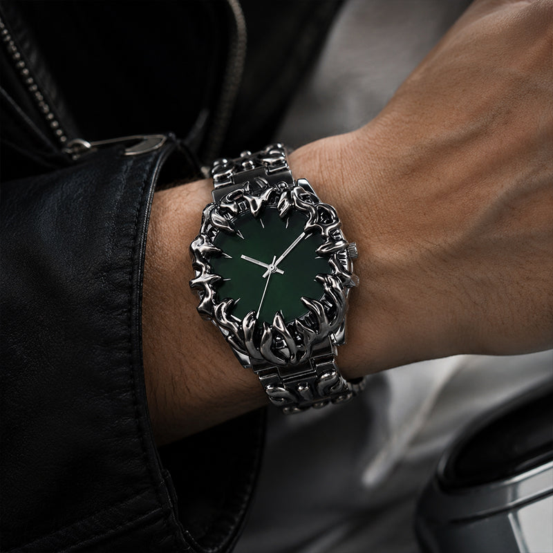 ⏳Time-Limited Special⏰Creative Claw-Shaped Quartz Watch for Men – Red Dial, Sculptural Bracelet, Statement Style 🔥
